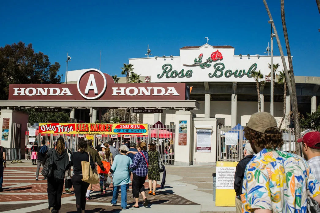 Honeydew Does Rose Bowl Flea